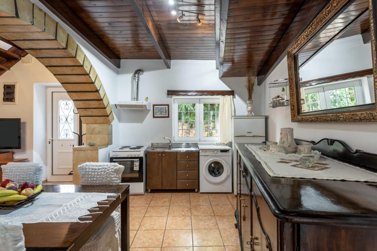 Aroni Cretan Comfortable House - Hamam Suites Aroni Exteriör bild