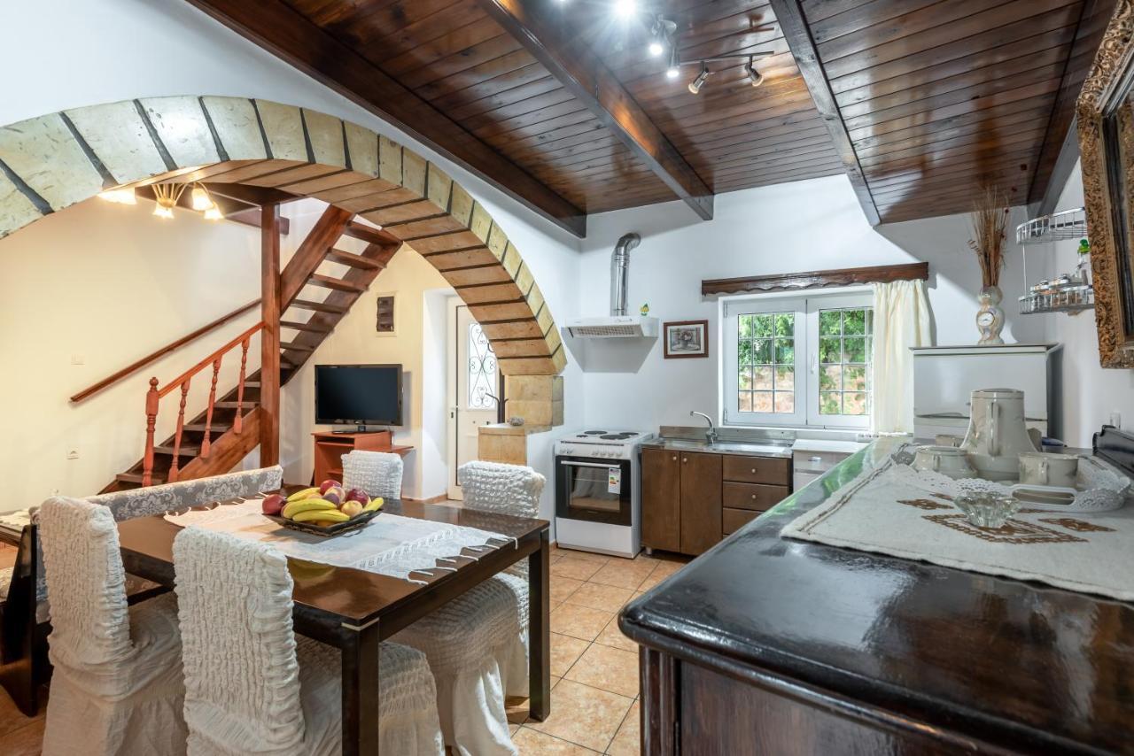 Aroni Cretan Comfortable House - Hamam Suites Aroni Exteriör bild