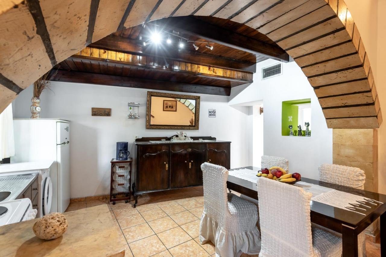 Aroni Cretan Comfortable House - Hamam Suites Aroni Exteriör bild