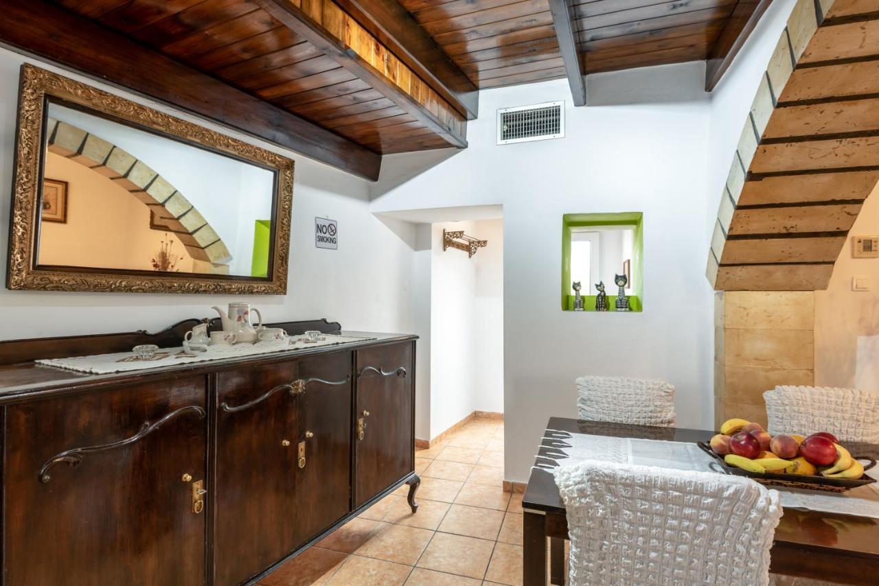Aroni Cretan Comfortable House - Hamam Suites Aroni Exteriör bild